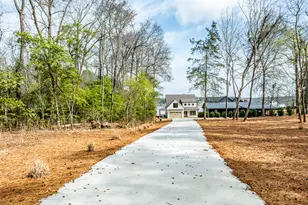 191 E Lakeview Dr NE, Milledgeville, GA 31061 - Photo 5