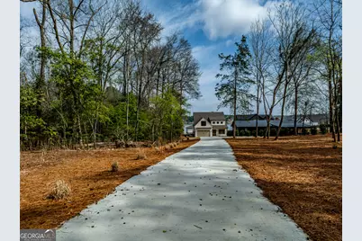 191 E Lakeview Drive NE #B, Milledgeville, GA 31061 - Photo 3