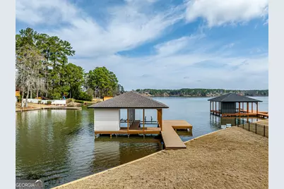 191 E Lakeview Drive NE #B, Milledgeville, GA 31061 - Photo 9