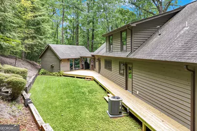 2001 Chimney Mountain Flats Trail, Clarkesville, GA 30523 - Photo 17