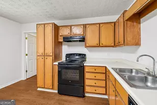 103 N Cir Dr, Ellenwood, GA 30294 - Photo 15