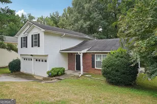 757 Stonebridge Park Cir, Lithonia, GA 30058 - Photo 3