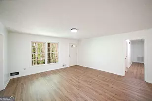 325 Segrest Cir, Athens, GA 30605 - Photo 3