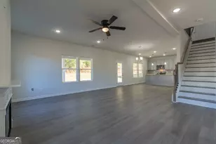 1031 Lakeshore Dr, Jonesboro, GA 30236 - Photo 5