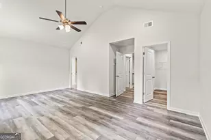 1031 Lakeshore Dr, Jonesboro, GA 30236 - Photo 17