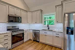 61 McTyeire Dr, Young Harris, GA 30582 - Photo 13