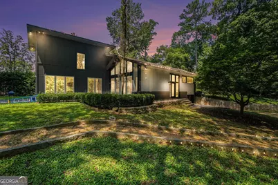 1087 Lee Circle NE, Atlanta, GA 30324 - Photo 1
