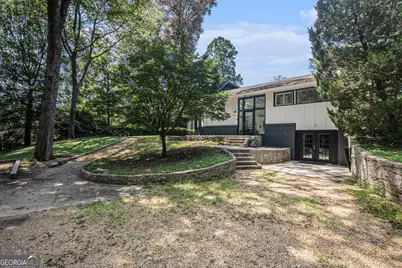 1087 Lee Circle NE, Atlanta, GA 30324 - Photo 3