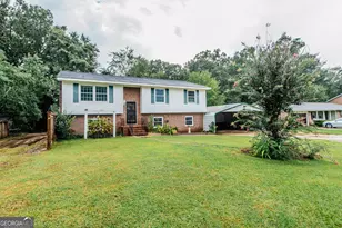 1404 Cambridge Rd, Perry, GA 31069 - Photo 1