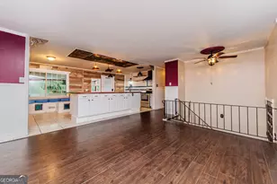 1404 Cambridge Rd, Perry, GA 31069 - Photo 5