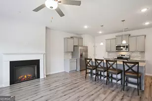 11707 Chatham Dr, Hampton, GA 30228 - Photo 9