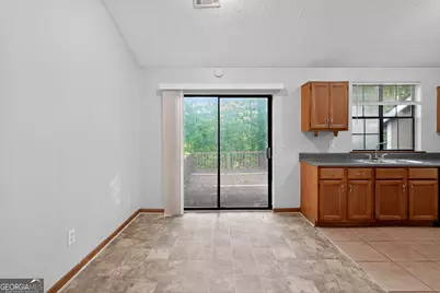 7582 Smith Court, Jonesboro, GA 30236 - Photo 9