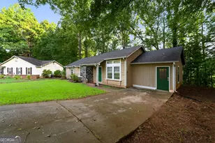 7582 Smith Ct, Jonesboro, GA 30236 - Photo 5