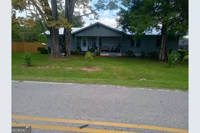 211 Wells Street, Swainsboro, GA 30401 - Photo 1