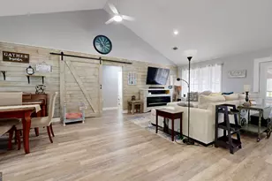 6651 Southside Dr, Blackshear, GA 31516 - Photo 13