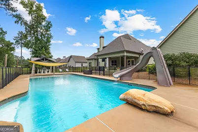 147 Newberry Estates Crossing, Senoia, GA 30276 - Photo 5