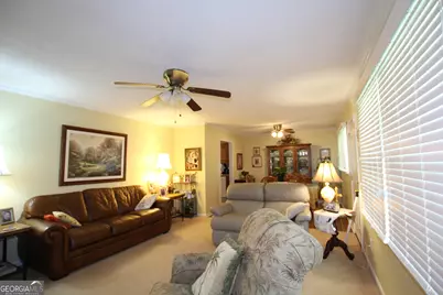 215 Kimberly Road, Warner Robins, GA 31088 - Photo 11