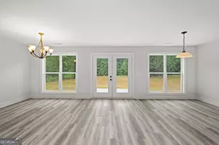 303 Mockingbird Ln, Winder, GA 30680 - Photo 9