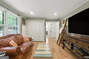 84 Oak Creek Cir, Toccoa, GA 30577 - Photo 9