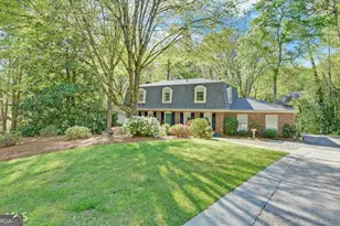 84 Oak Creek Cir, Toccoa, GA 30577 - Photo 1