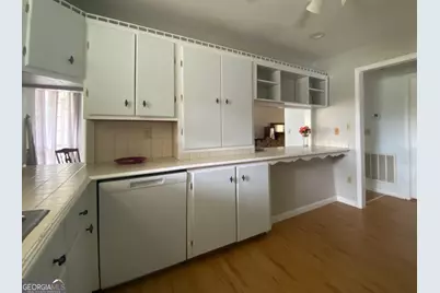 293 Osage Circle, Byron, GA 31008 - Photo 11