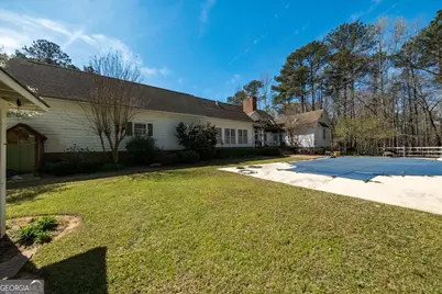 670 Middlesex Drive, Macon, GA 31210 - Photo 9