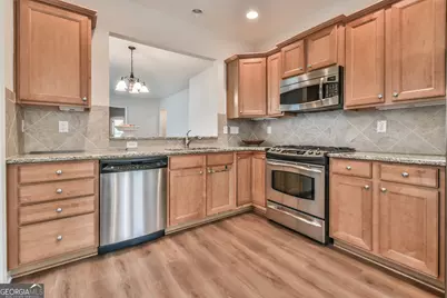 6184 Longleaf Drive, Hoschton, GA 30548 - Photo 5