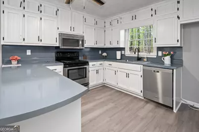 165 Fox Hunt Court, Fayetteville, GA 30214 - Photo 9