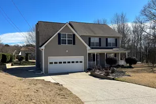 7235 Coral Lake Dr, Flowery Branch, GA 30542 - Photo 3