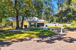 147 Colonial Way, Brunswick, GA 31520 - Photo 1