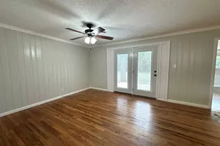 322 Magnolia Dr, Adel, GA 31620 - Photo 3