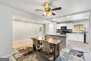 2699 Lincoln Ct NW, Atlanta, GA 30318 - Photo 9