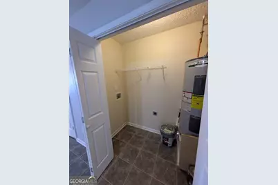 2953 Fields Drive, Lithonia, GA 30038 - Photo 7