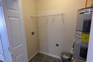 2953 Fields Dr, Lithonia, GA 30038 - Photo 7