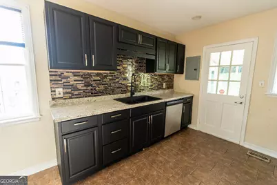 2749 Northwoods Drive S, Macon, GA 31204 - Photo 3