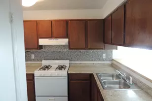 870 Heritage Oaks Dr, Stone Mountain, GA 30088 - Photo 3