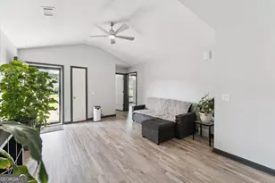 28 Twin Oaks Pl, Savannah, GA 31407 - Photo 7