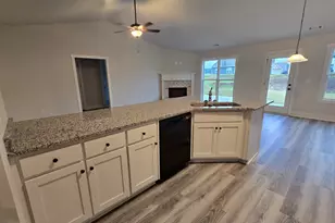 128 Champions Ln, Winder, GA 30680 - Photo 3