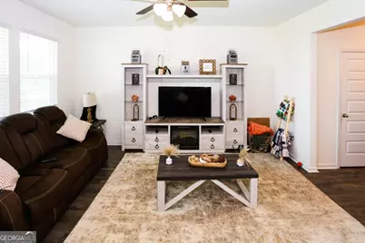 457 Shasta Court, Hoschton, GA 30548 - Photo 9