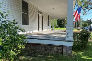 302 N Harris St, Sandersville, GA 31082 - Photo 3