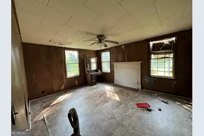 219 Lucky Street, Swainsboro, GA 30401 - Photo 9