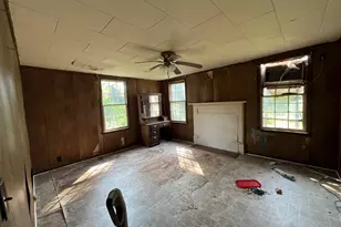 219 Lucky St, Swainsboro, GA 30401 - Photo 9