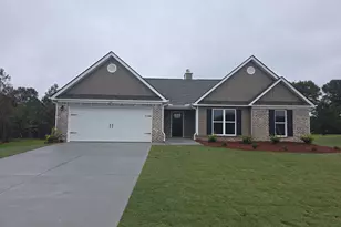 305 Dove Fld Dr, Statham, GA 30666 - Photo 1