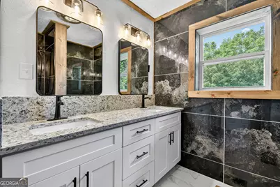 428 Kingtown Street, McCaysville, GA 30555 - Photo 9