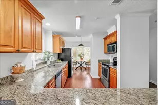 3005 River Dr, Savannah, GA 31404 - Photo 15