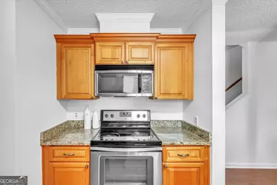 3005 River Drive #302, Savannah, GA 31404 - Photo 11