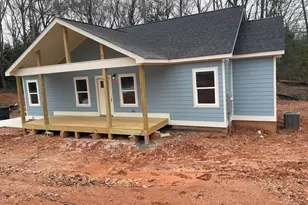 71 Crestwood Dr, Hartwell, GA 30643 - Photo 1