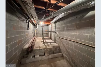 5104 Onawa Court SW, Lilburn, GA 30047 - Photo 33