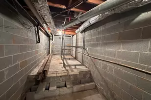 5104 Onawa Ct SW, Lilburn, GA 30047 - Photo 33