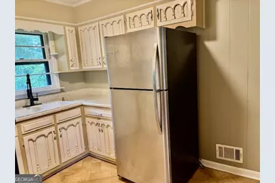 7438 Ambassador Drive, Riverdale, GA 30296 - Photo 9